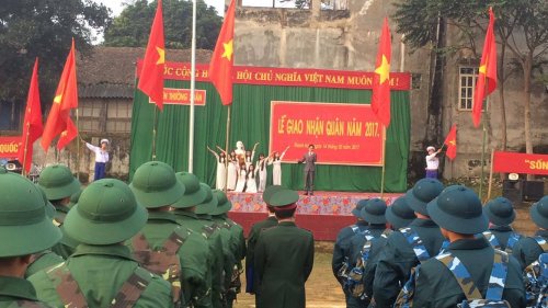 ảnh  2tuyển quân 2017.jpg